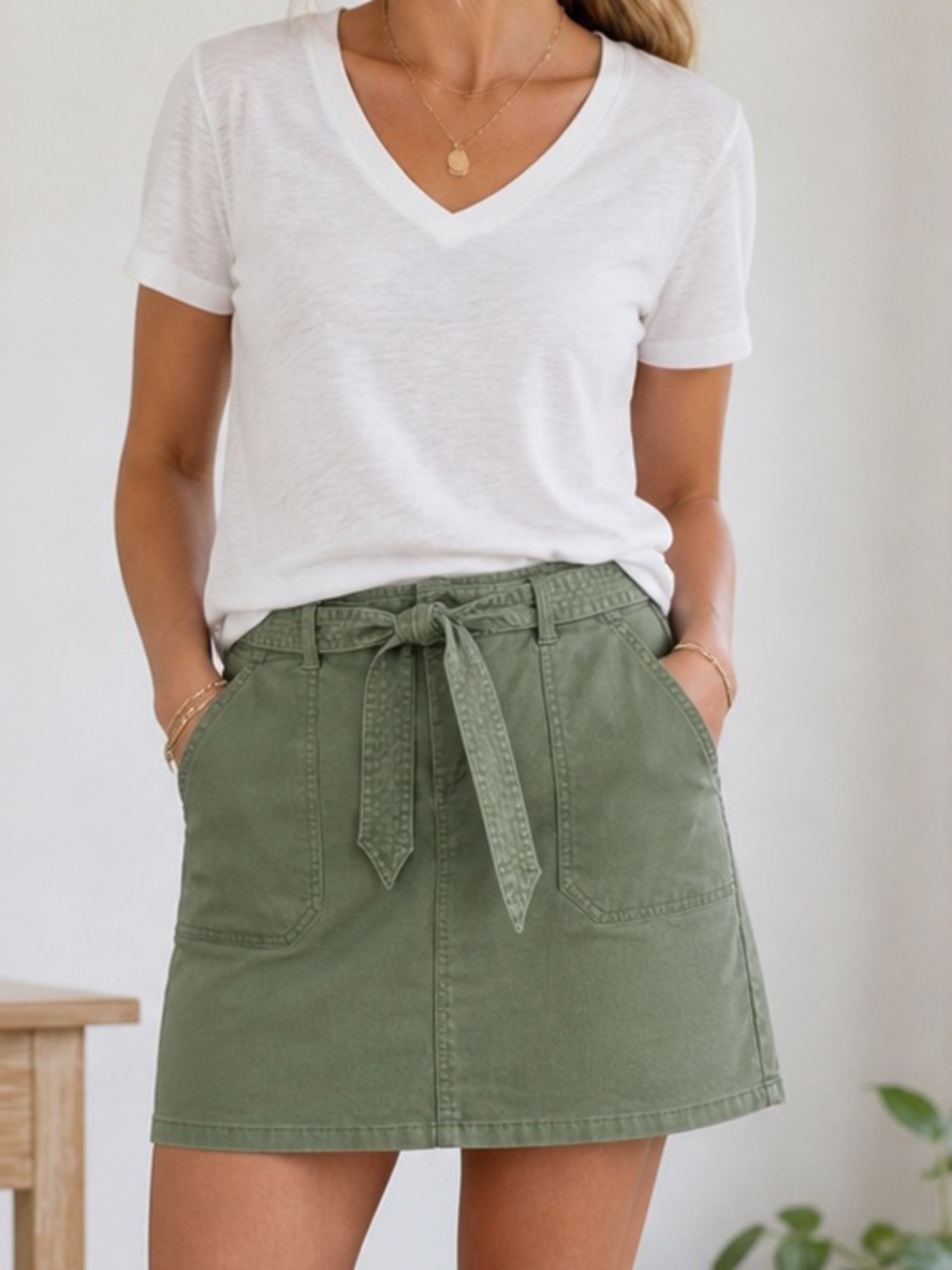 Vineyard Vines Olive Green Tie Waist Utility Mini Skirt Size 10 Preppy Coastal